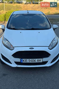 Хетчбек Ford Fiesta 2013 в Новомосковську