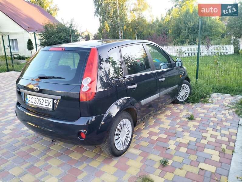 Хэтчбек Ford Fiesta 2007 в Василькове
