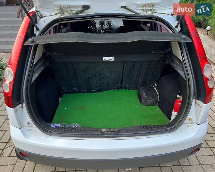 Хэтчбек Ford Fiesta 2007 в Черновцах фото 9 Хэтчбек Ford Fiesta 2007 в Черновцах