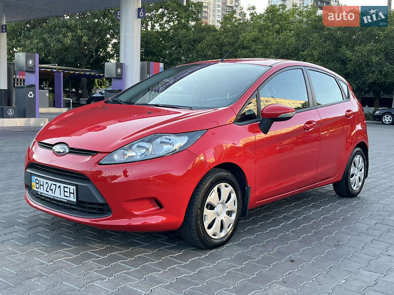 Хэтчбек Ford Fiesta 2012 в Одессе