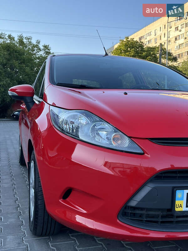 Хэтчбек Ford Fiesta 2012 в Одессе