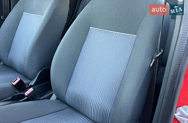 Хэтчбек Ford Fiesta 2012 в 