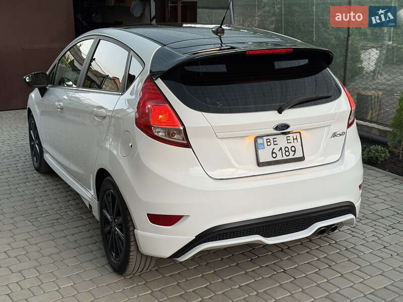 Хэтчбек Ford Fiesta 2019 в 