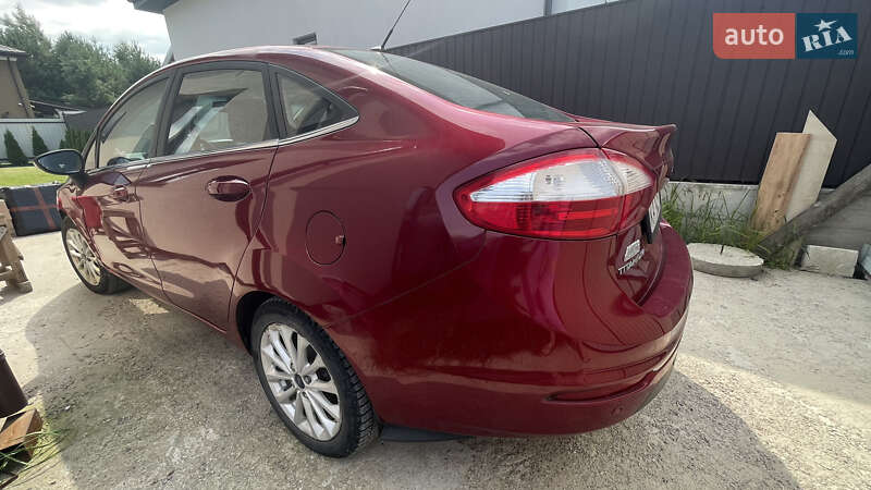 Седан Ford Fiesta 2017 в Києві