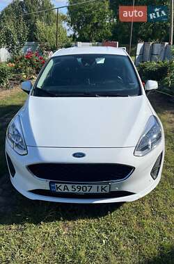 Хетчбек Ford Fiesta 2018 в Києві