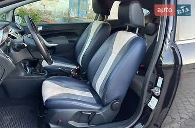 Хэтчбек Ford Fiesta 2012 в 