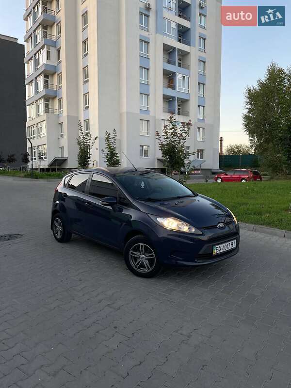 Хэтчбек Ford Fiesta 2011 в Хмельницком