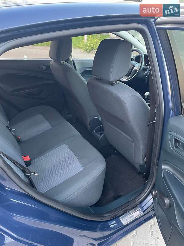 Хэтчбек Ford Fiesta 2011 в Хмельницком
