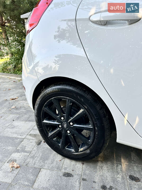 Хэтчбек Ford Fiesta 2016 в Малехове фото 9 Хэтчбек Ford Fiesta 2016 в Малехове