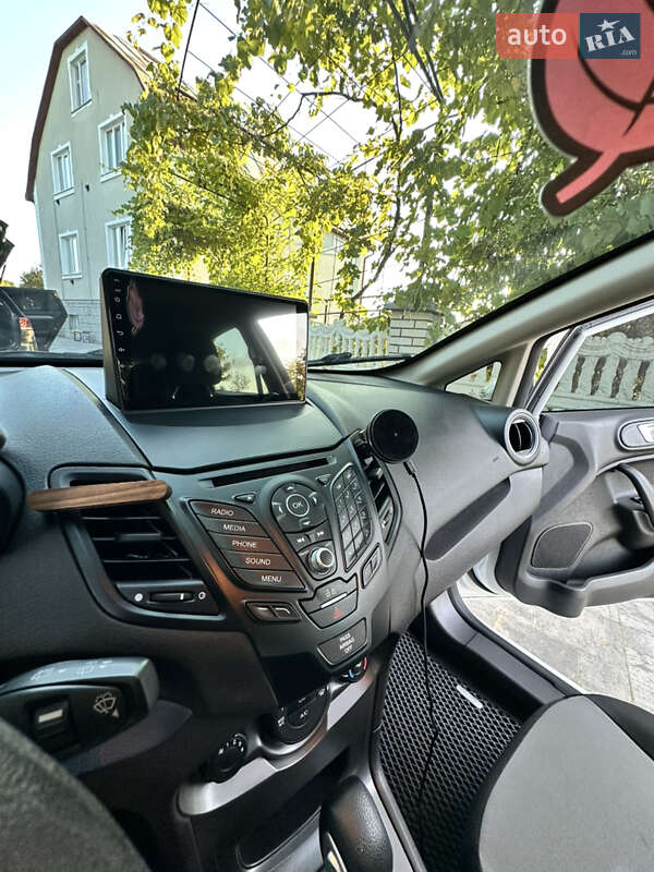 Хэтчбек Ford Fiesta 2016 в Малехове фото 23 Хэтчбек Ford Fiesta 2016 в Малехове