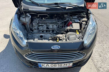 Седан Ford Fiesta 2019 в 