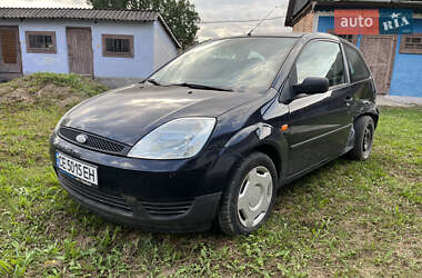 Хетчбек Ford Fiesta 2004 в Чернівцях