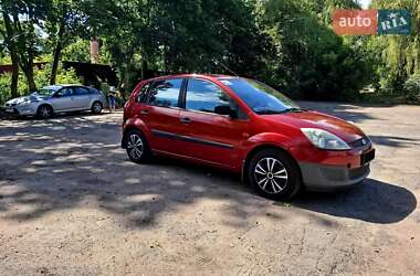 Хетчбек Ford Fiesta 2006 в Шептицькому