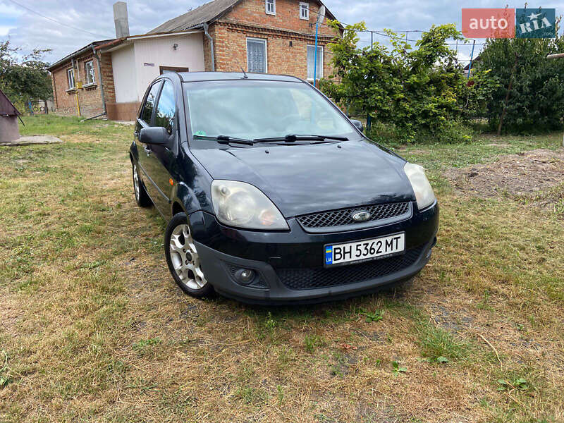 Хэтчбек Ford Fiesta 2007 в Луцке фото 4 Хэтчбек Ford Fiesta 2007 в Луцке