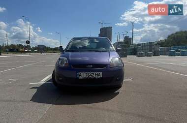 Хэтчбек Ford Fiesta 2008 в 