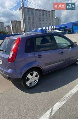 Хэтчбек Ford Fiesta 2008 в 