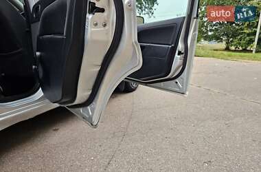 Хэтчбек Ford Fiesta 2008 в 
