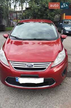 Седан Ford Fiesta 2013 в Киеве