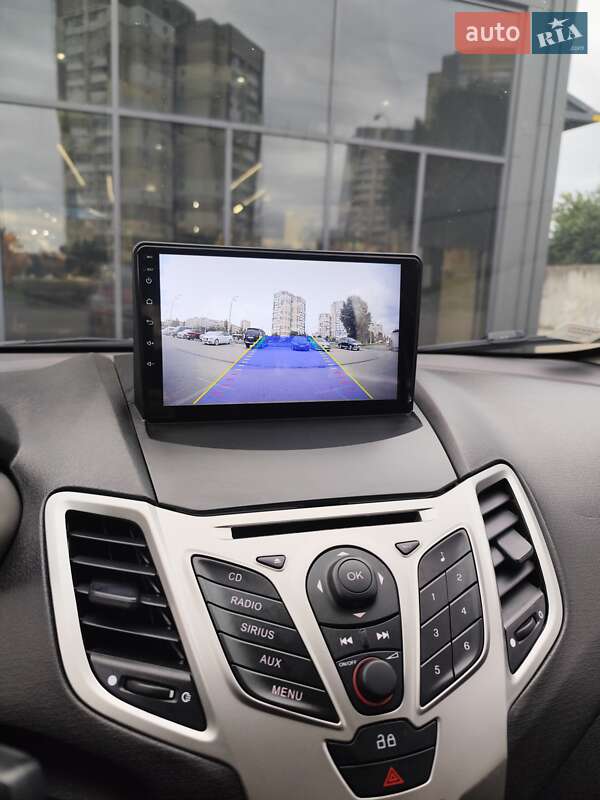 Седан Ford Fiesta 2013 в Киеве фото 6 Седан Ford Fiesta 2013 в Киеве