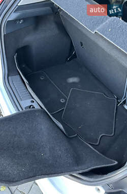 Хэтчбек Ford Fiesta 2012 в 