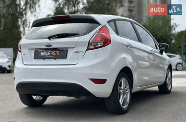 Хэтчбек Ford Fiesta 2019 в 