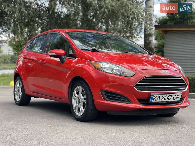 Хэтчбек Ford Fiesta 2014 в 