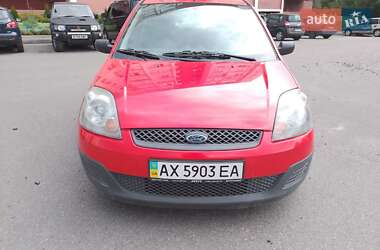 Хэтчбек Ford Fiesta 2007 в 