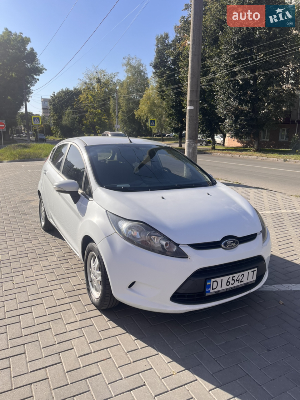 2010 Ford Fiesta - мініатюра 17