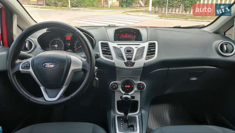 Хэтчбек Ford Fiesta 2012 в Харькове