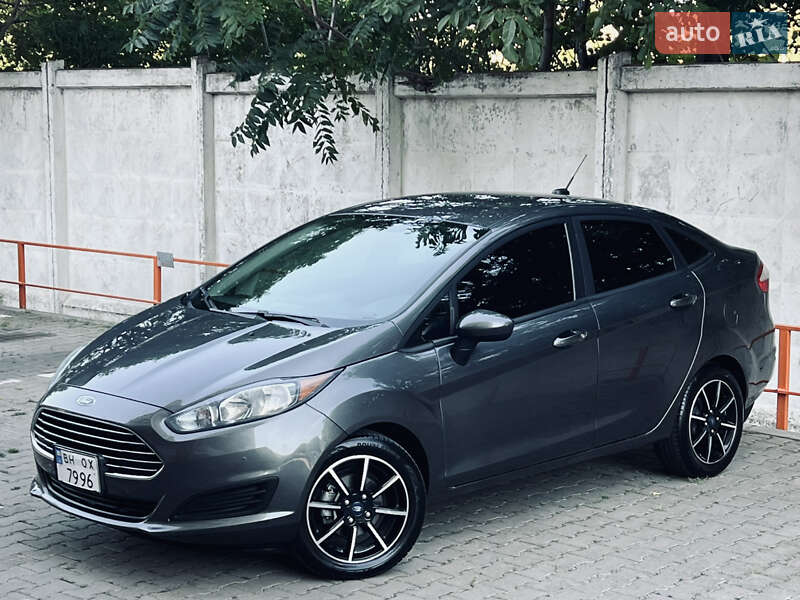 Седан Ford Fiesta 2019 в 