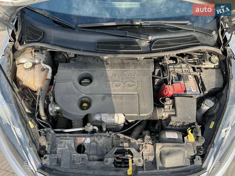 Хэтчбек Ford Fiesta 2013 в Львове