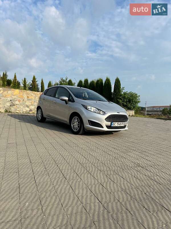 Хэтчбек Ford Fiesta 2013 в Львове
