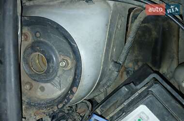 Хэтчбек Ford Fiesta 2002 в  фото 14 Хэтчбек Ford Fiesta 2002 в