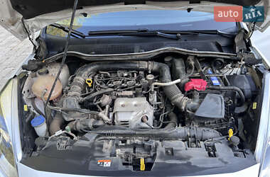 Хэтчбек Ford Fiesta 2017 в 