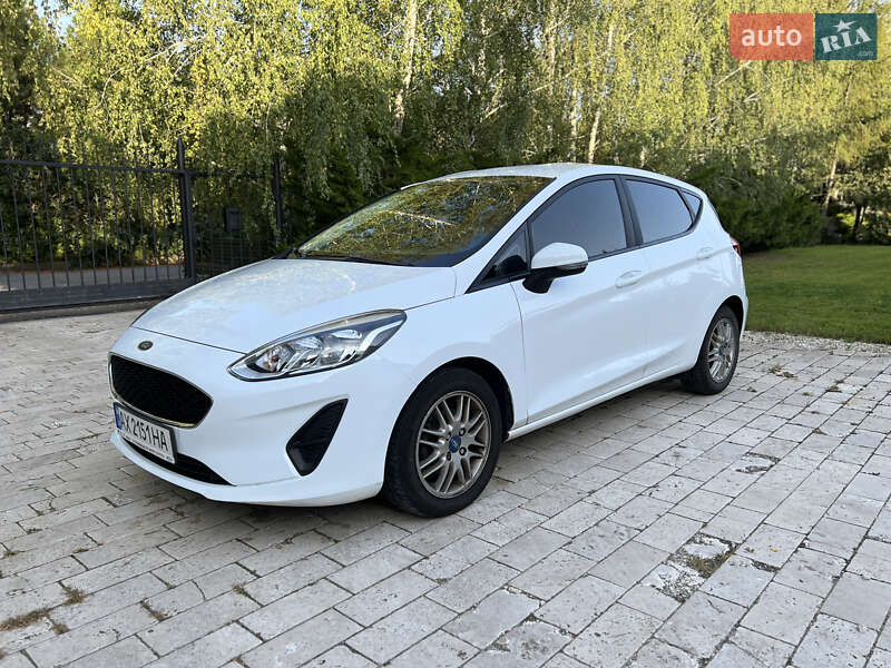 Хетчбек Ford Fiesta 2017 в Харкові