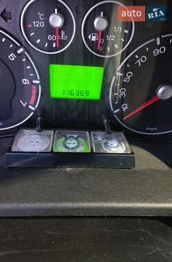 Хэтчбек Ford Fiesta 2007 в 