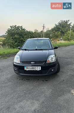 Хэтчбек Ford Fiesta 2008 в 