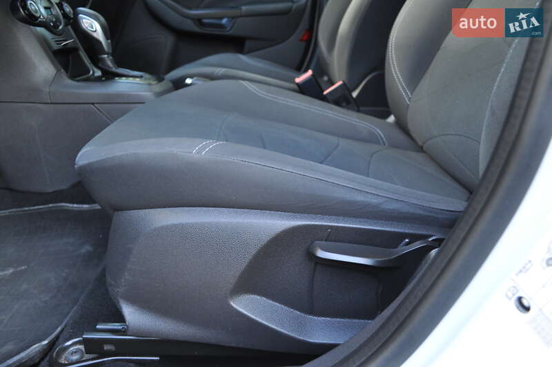 Хэтчбек Ford Fiesta 2013 в Киеве фото 41 Хэтчбек Ford Fiesta 2013 в Киеве