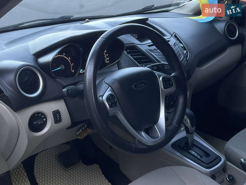 Седан Ford Fiesta 2014 в Николаеве фото 9 Седан Ford Fiesta 2014 в Николаеве