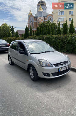 Хетчбек Ford Fiesta 2008 в Києві