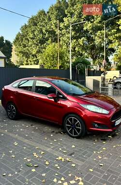 Седан Ford Fiesta 2016 в Киеве