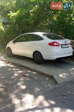 Седан Ford Fiesta 2011 в Одессе