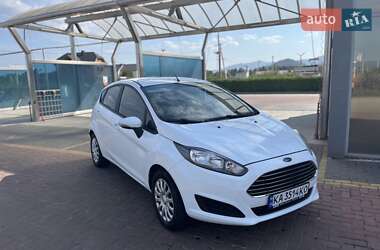 Хетчбек Ford Fiesta 2014 в Хусті