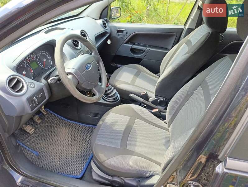 Хэтчбек Ford Fiesta 2007 в Черкассах фото 8 Хэтчбек Ford Fiesta 2007 в Черкассах