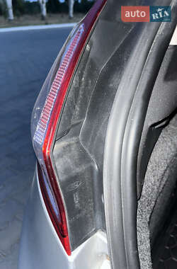 Хэтчбек Ford Fiesta 2013 в 