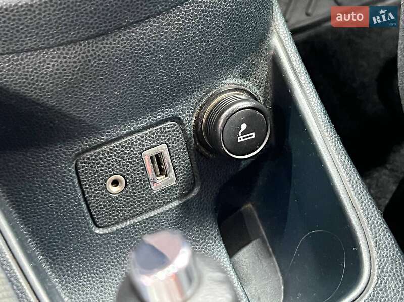 Хэтчбек Ford Fiesta 2012 в Одессе