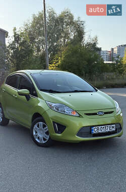 Хэтчбек Ford Fiesta 2011 в Чернигове