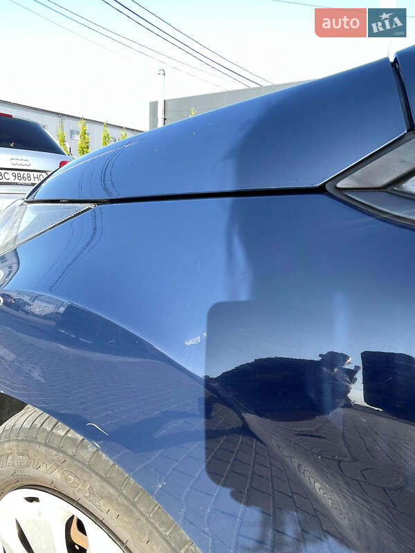 Хэтчбек Ford Fiesta 2011 в Львове