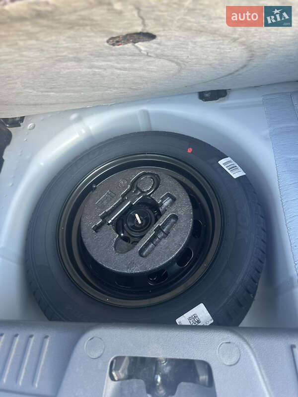 Хэтчбек Ford Fiesta 2016 в Киеве