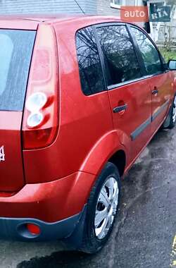 Хэтчбек Ford Fiesta 2008 в 